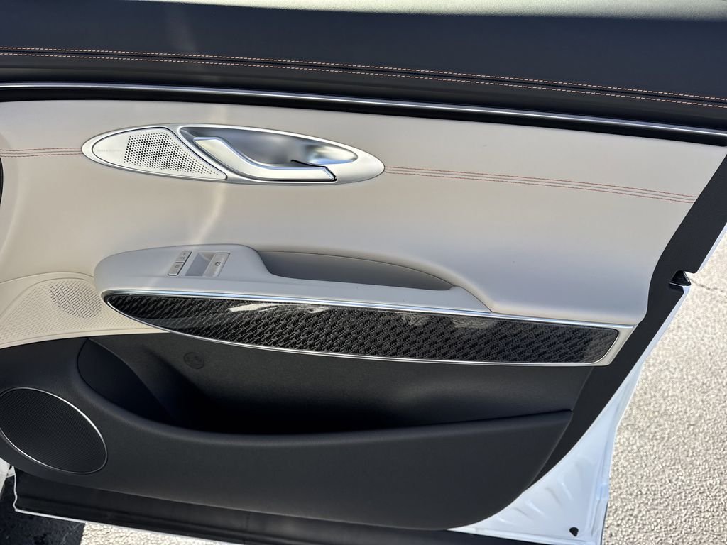2026 GENESIS GV70 Sport Prestige - Photo 14