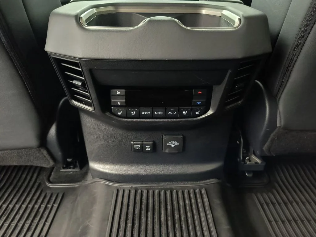 Used 2026 Wind Chill Pearl Toyota Platinum image 24