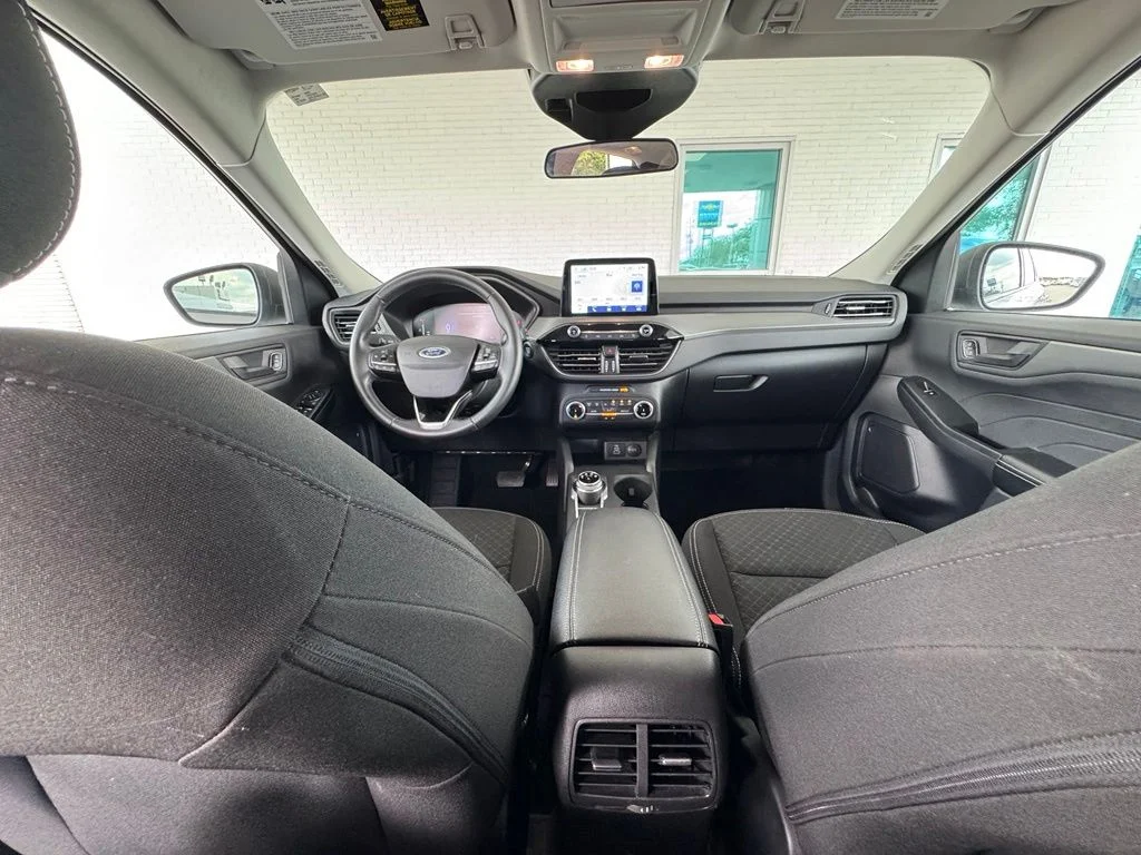 Used 2024 Silver Ford Active image 26