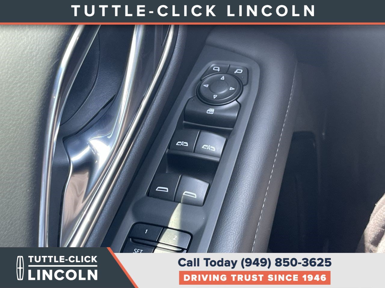 Used 2021 Black Chevrolet Z71 image 22