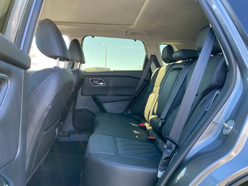 2026 Nissan Rogue Platinum - Photo 15