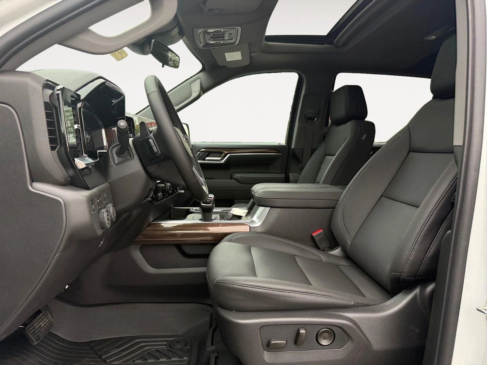 2026 Chevrolet Silverado 1500 LT Trail Boss - Photo 10