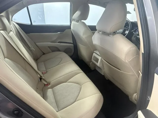 Used 2023  Toyota Hybrid LE image 26