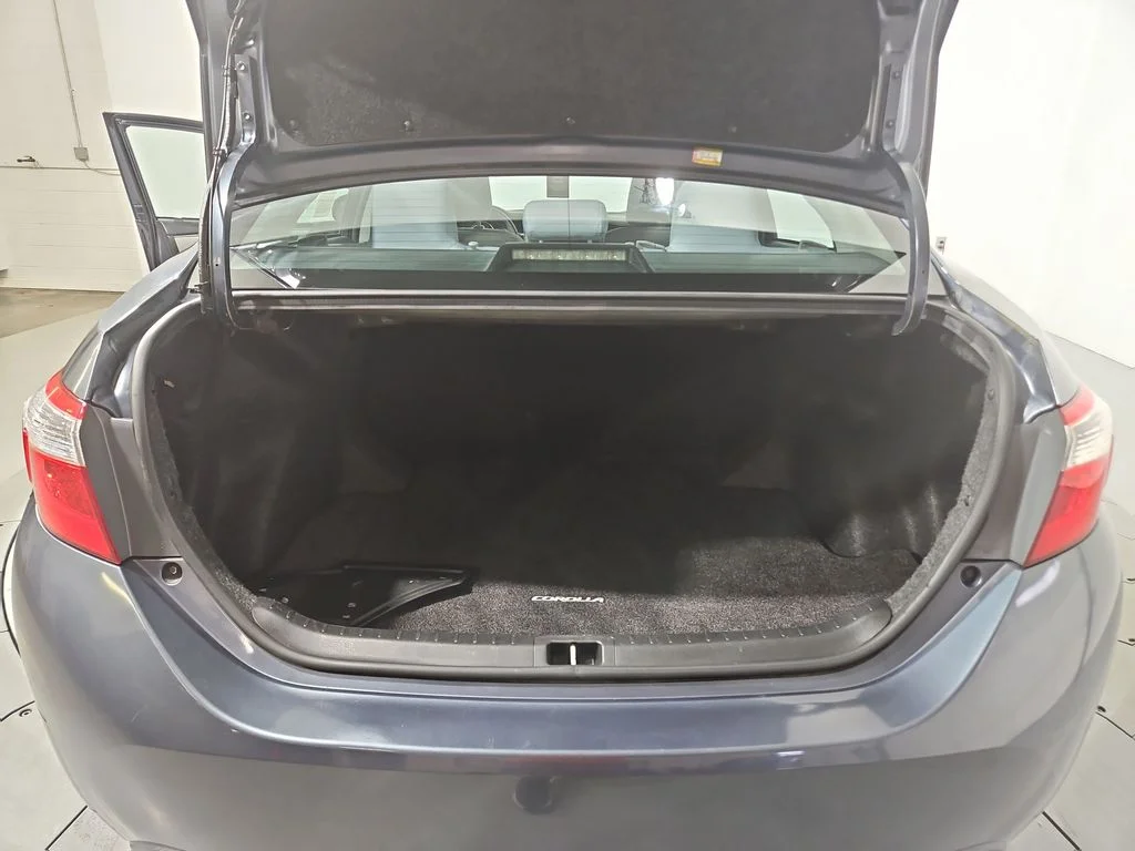 Used 2016 Gray Toyota LE image 22