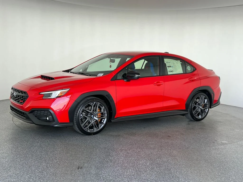 2026 Subaru WRX tS - Photo 9