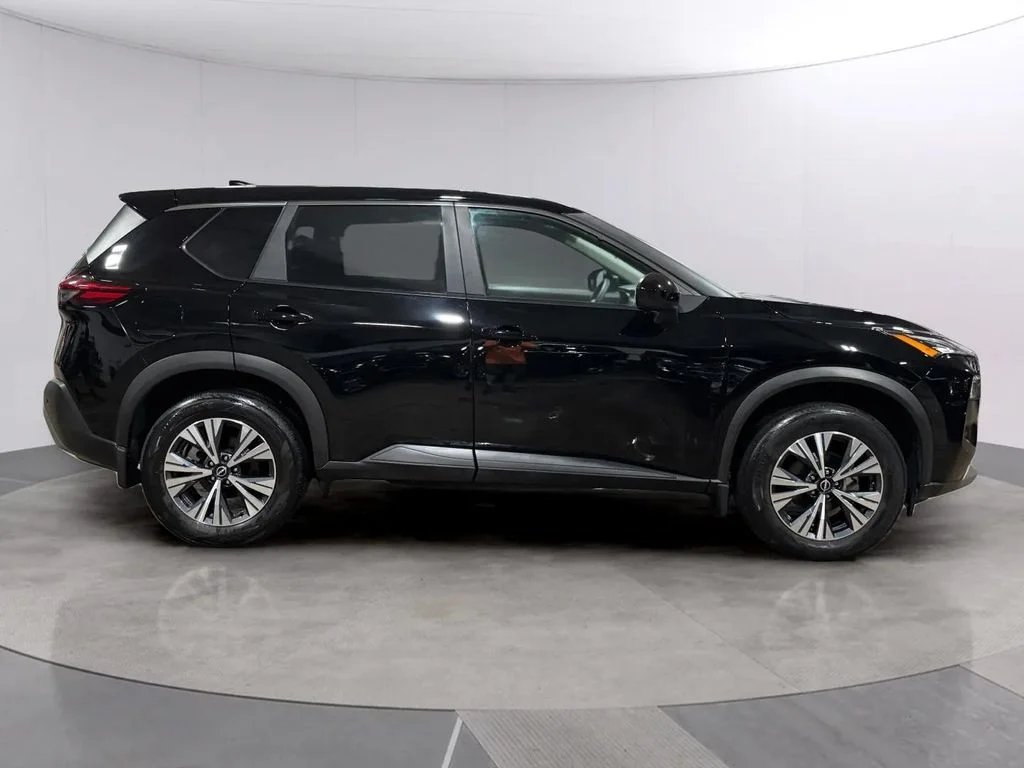 Certified Used 2023 Super Black Nissan SV image 2