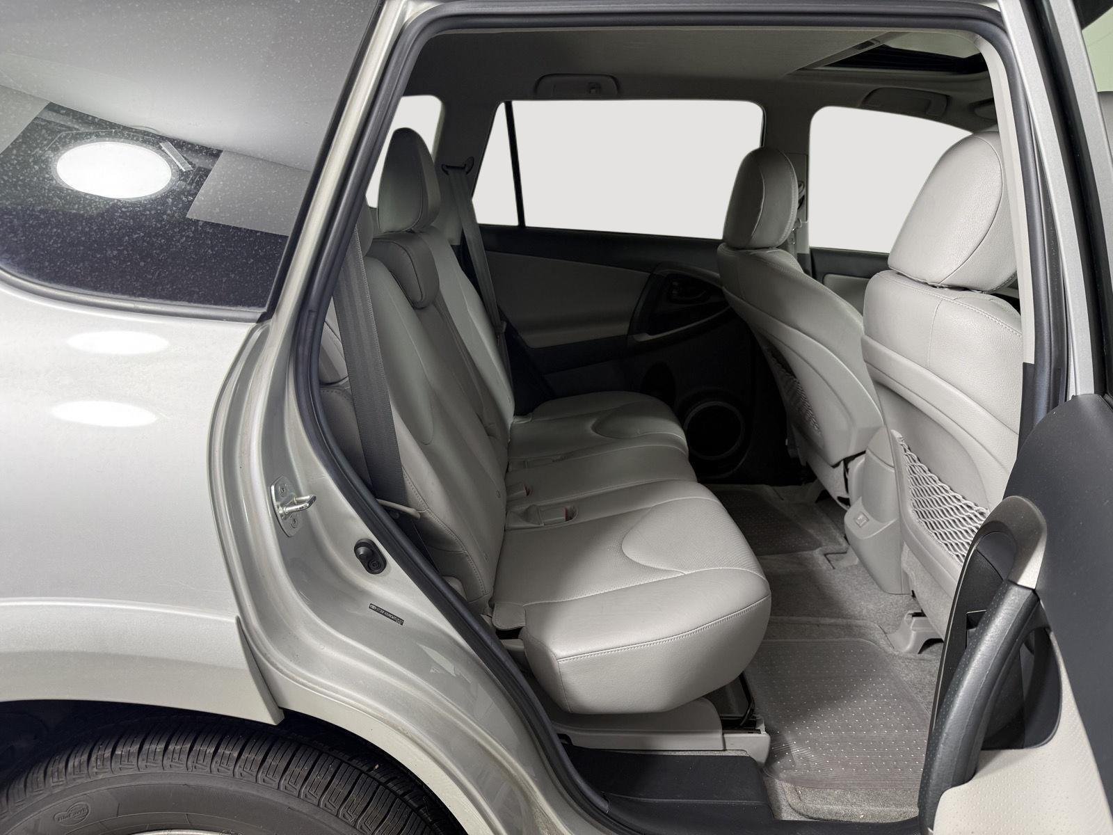 Used 2012 Classic Silver Metallic Toyota Limited image 18
