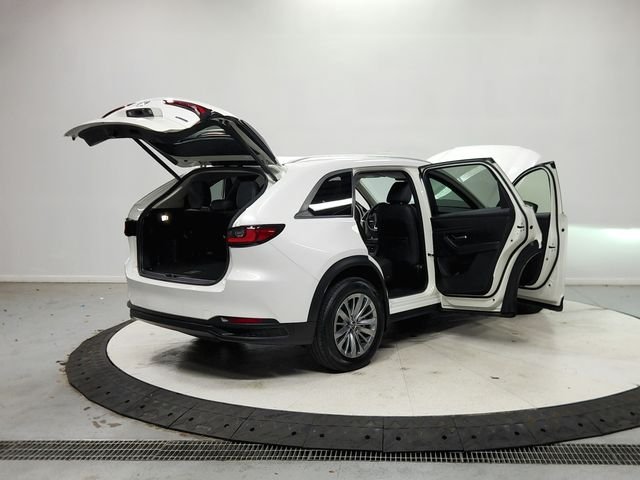 Used 2026 White Mazda 3.3 Turbo Select image 16