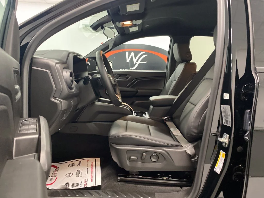 Used 2026 Black Chevrolet Trail Boss image 14