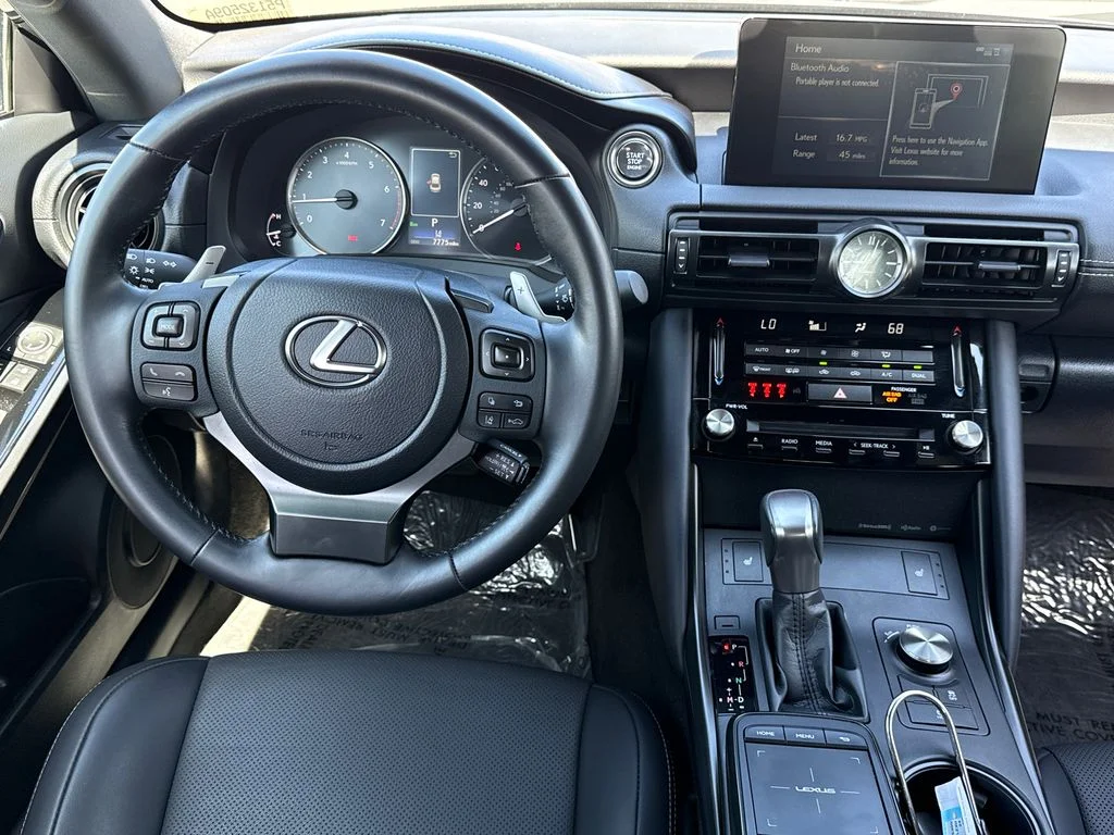 Used 2024 Black Lexus 300 image 17