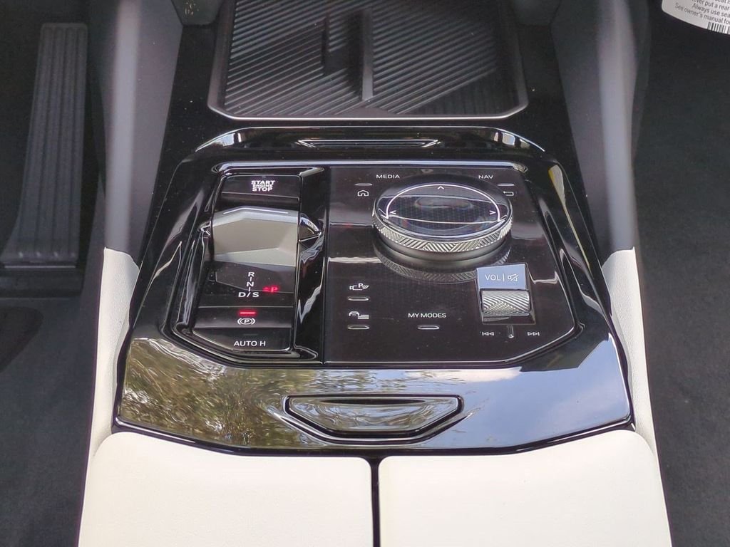 New 2027 Blue BMW 530i xDrive image 19