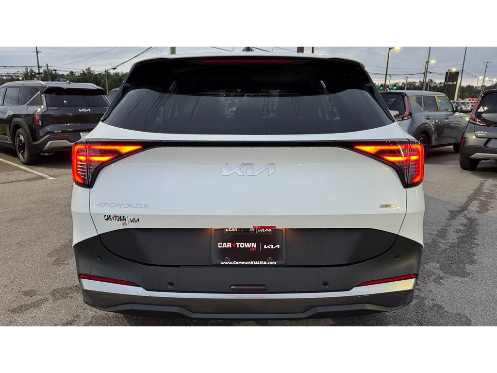 2026 Kia Sportage Hybrid LX photo 4