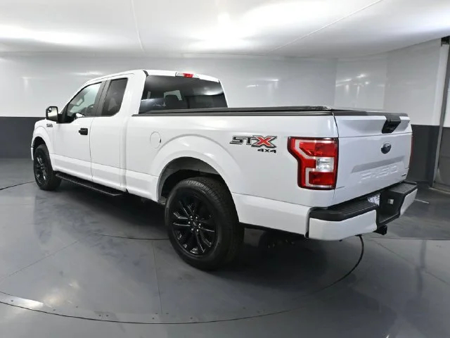 Used 2019 White Ford XL image 5