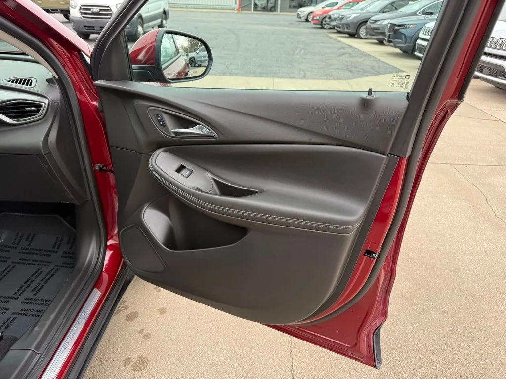 Used 2023 Red Buick Essence image 30