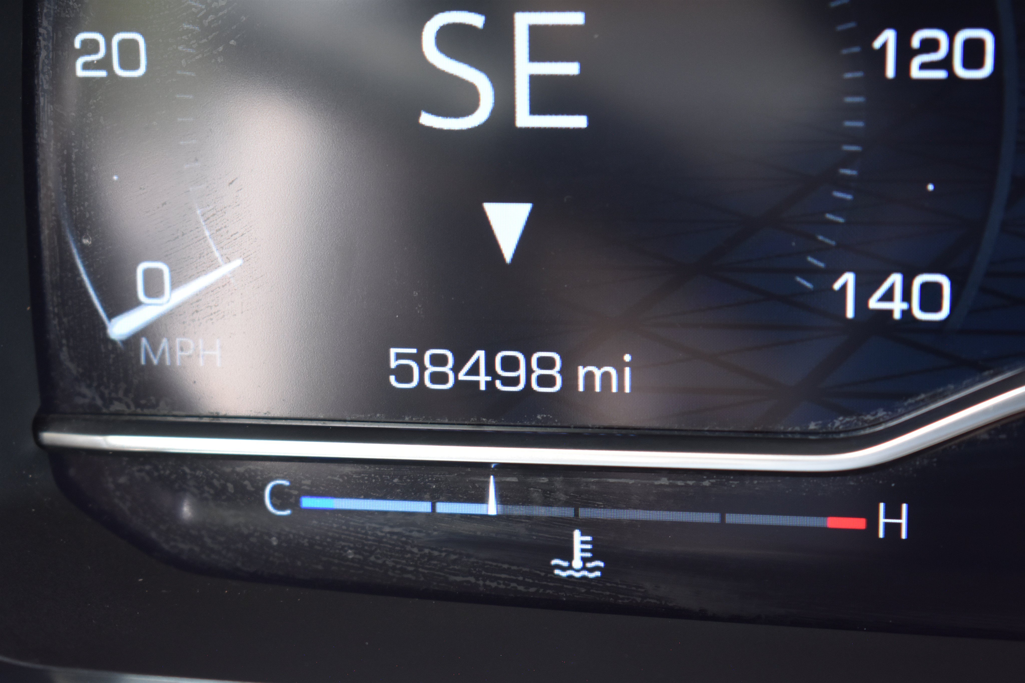 2024 GMC Yukon AT4 - Photo 26