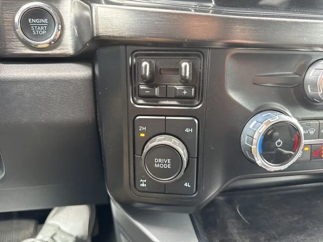Used 2024 Oxford White Ford Lariat image 19