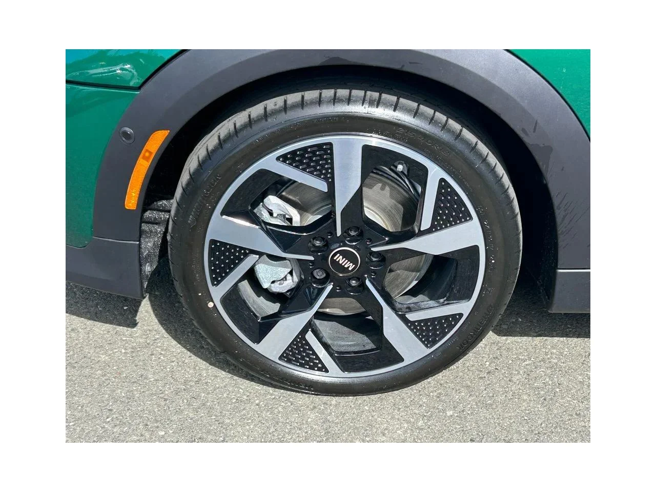 New 2026 British Racing Green IV Met MINI ICONIC image 9