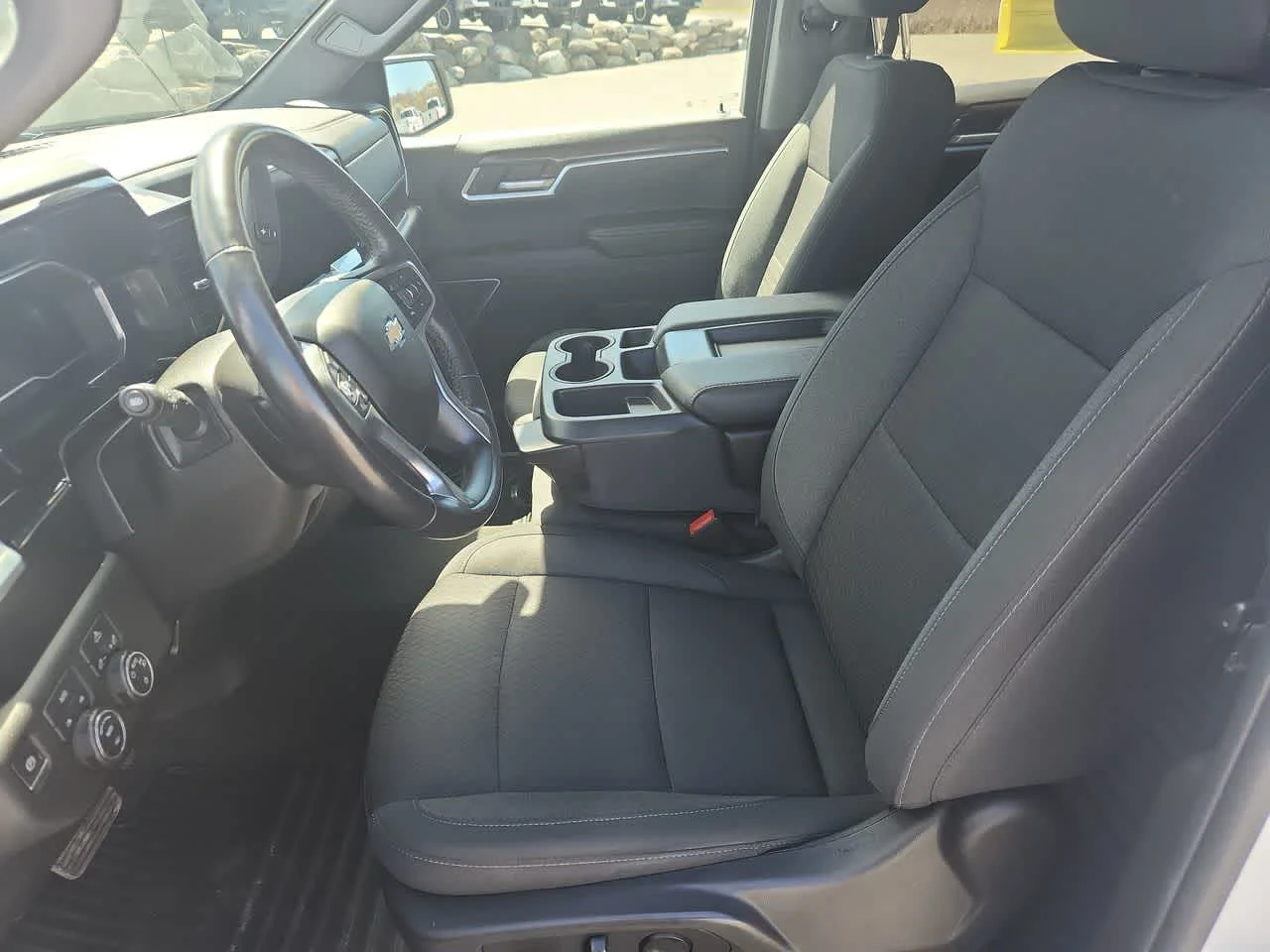 Used 2022 Summit White Chevrolet LT image 12