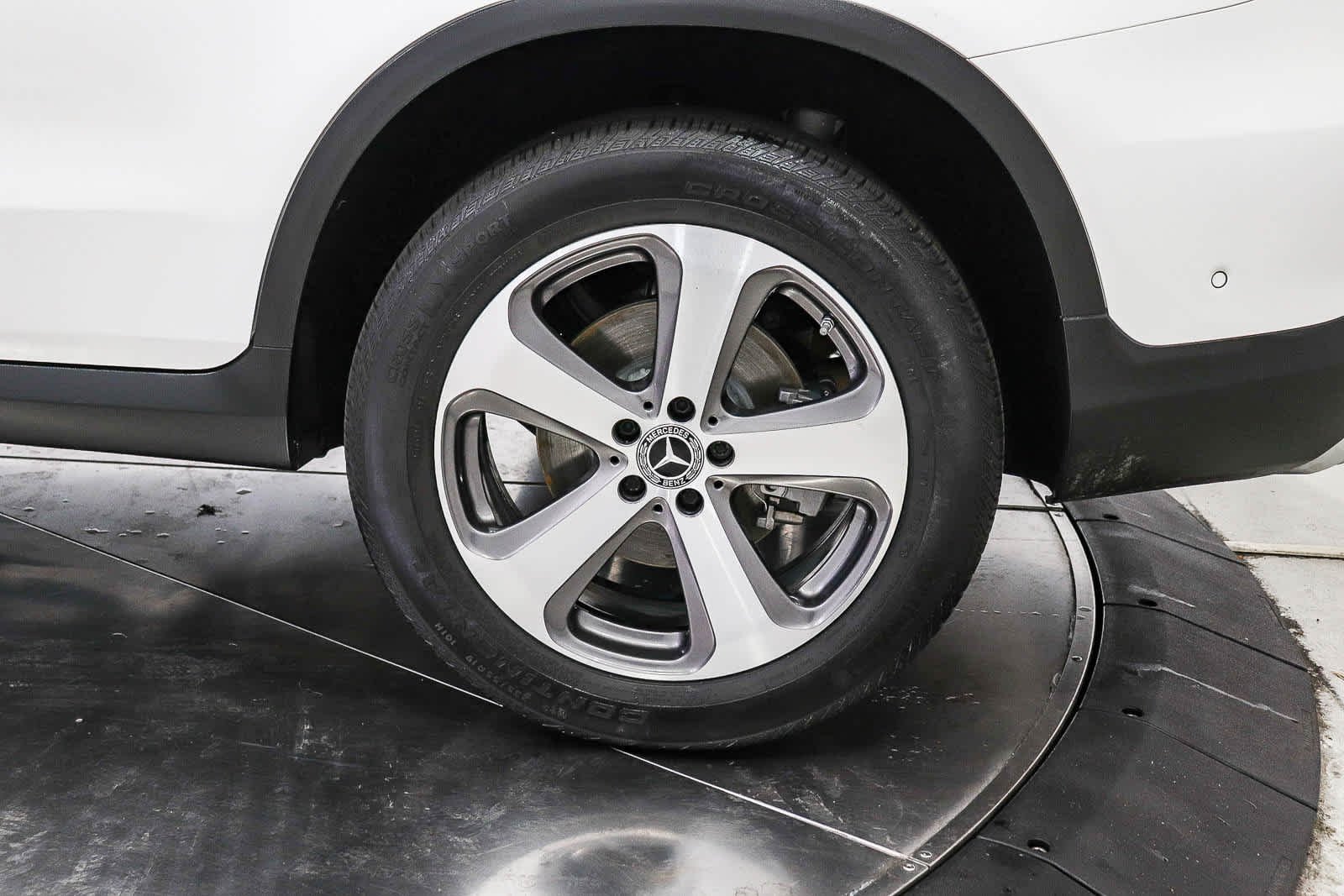 Used 2022 Polar White Mercedes-Benz GLC 300 image 10