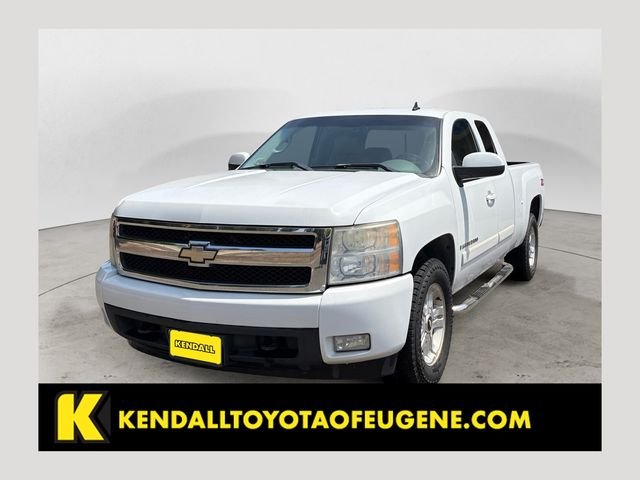 2007 Chevrolet Silverado 1500 Work Truck 4X4 Extended Cab SWB's photo