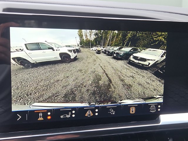New 2026 Summit White GMC Elevation image 20