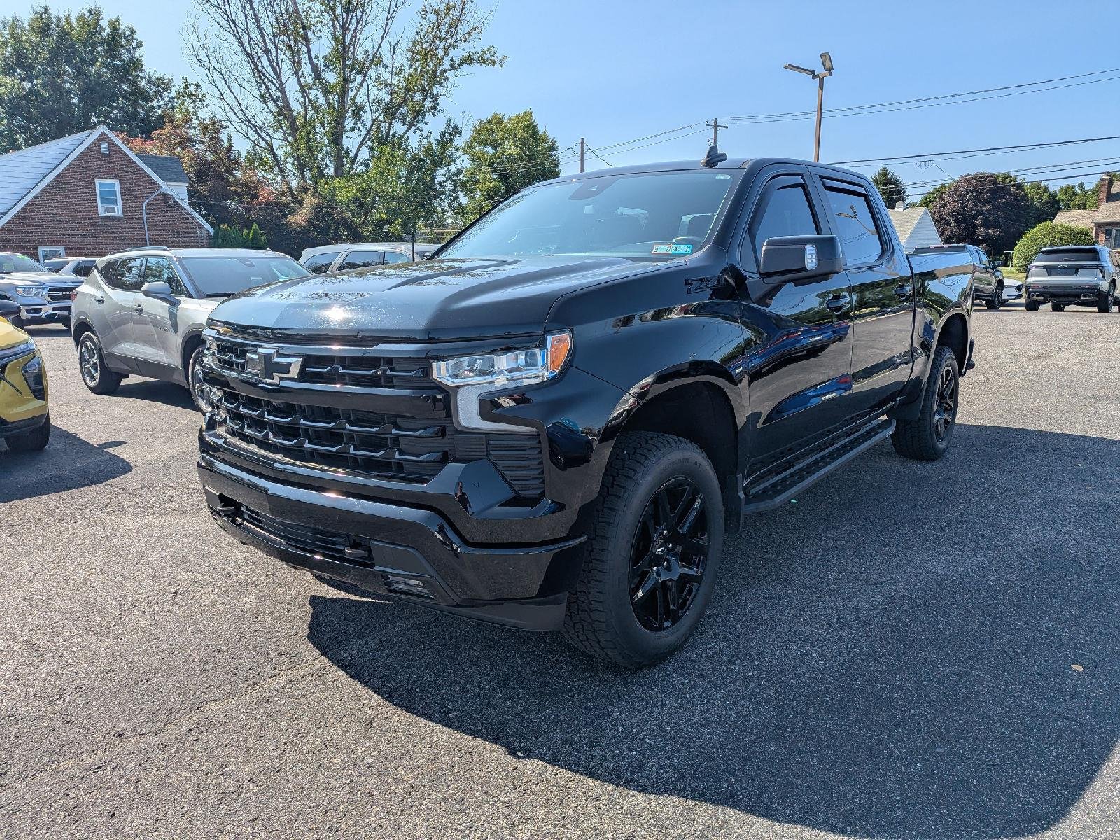 Used 2023 Black Chevrolet RST image 3