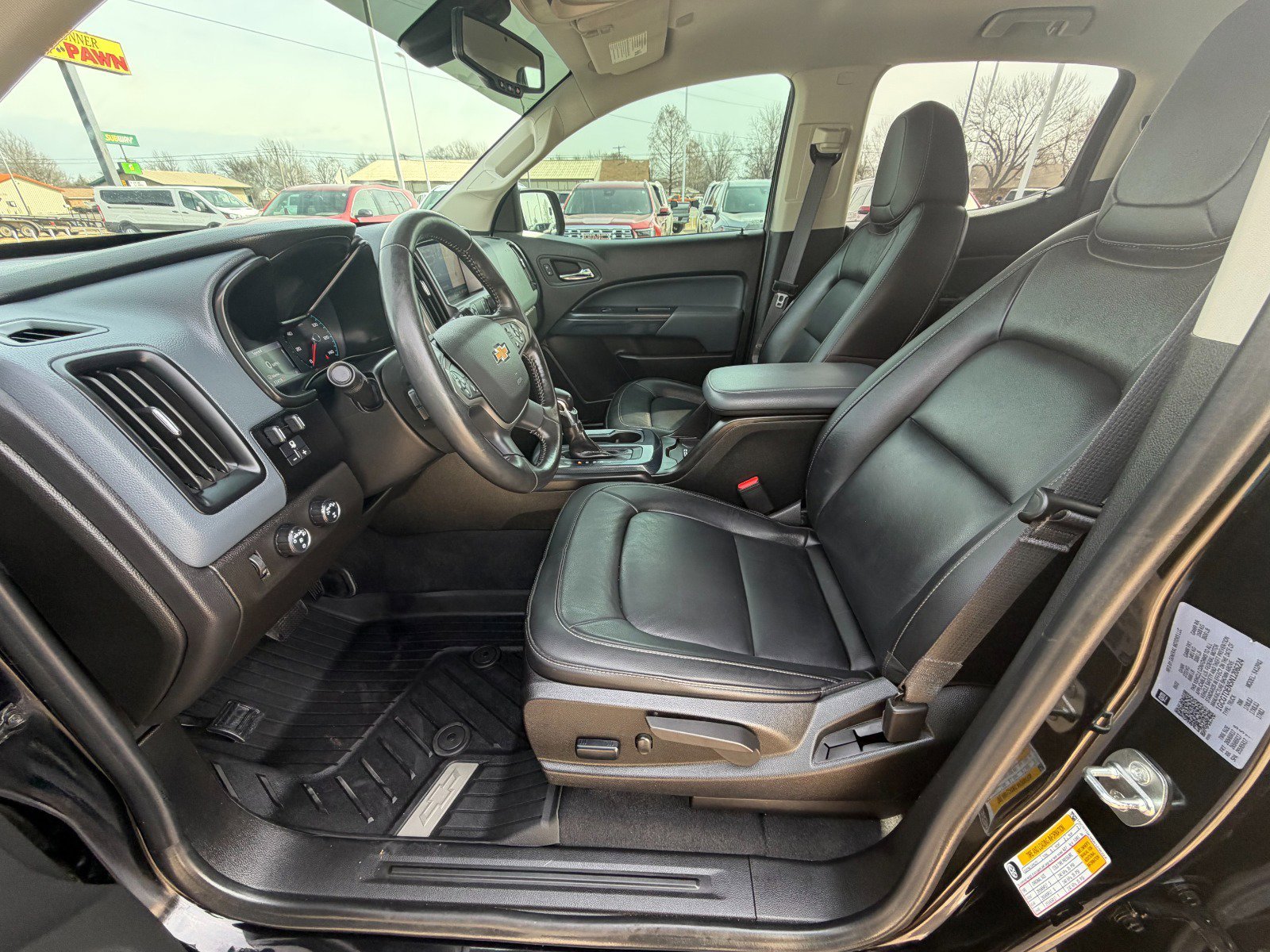 2022 Chevrolet Colorado Z71 - Photo 8