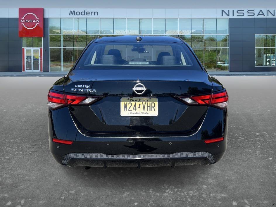 Used 2025 Super Black Nissan SV image 6
