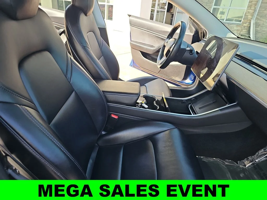 Used 2018 Blue Tesla Long Range image 10