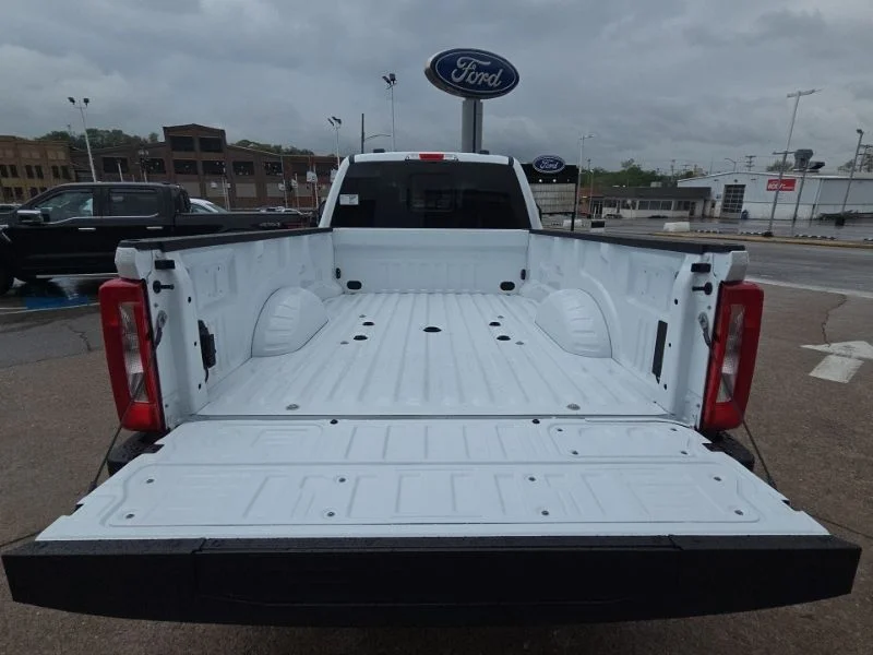 New 2026 Oxford White Ford F-350® XL image 10