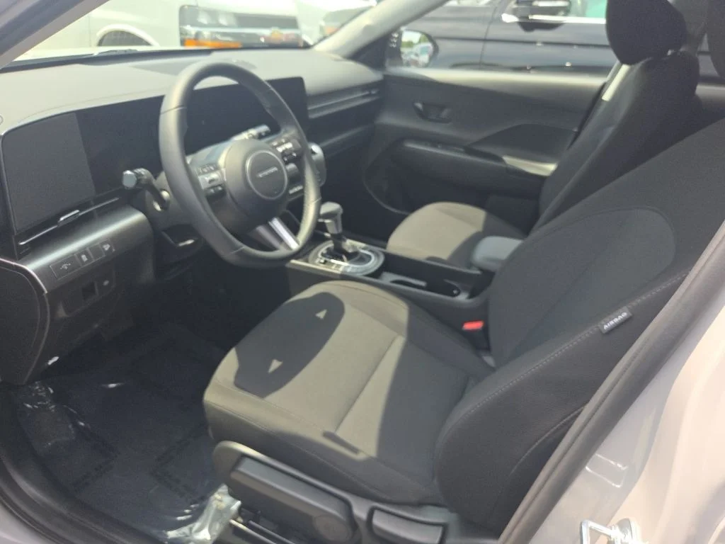 Used 2026 Gray Hyundai SEL Sport image 4