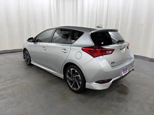 Used 2016 Silver Scion Base image 4