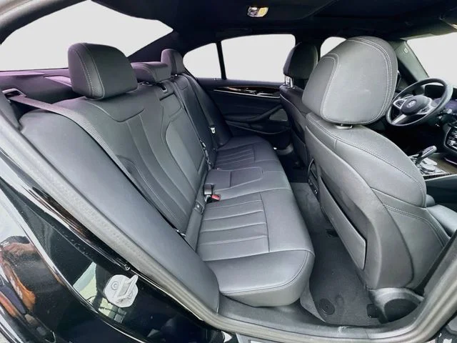 Used 2023 Black BMW 540i image 29