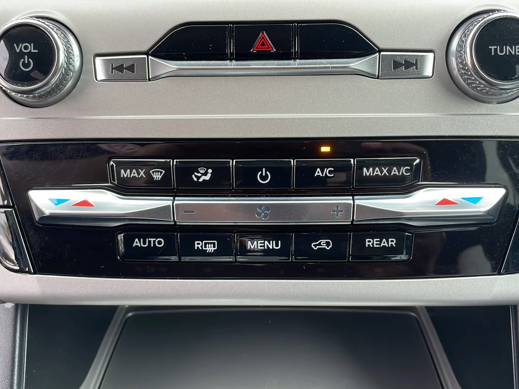Used 2023 Blue Ford XLT image 42