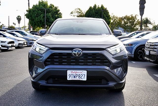 Used 2025 Gray Toyota LE image 4