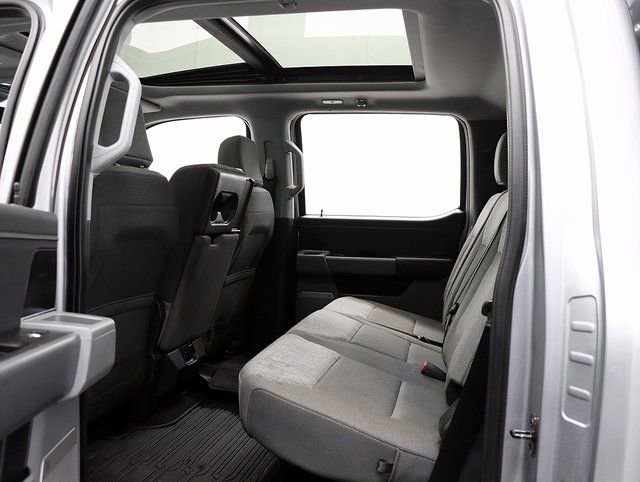 Used 2022 Silver Ford XLT image 16