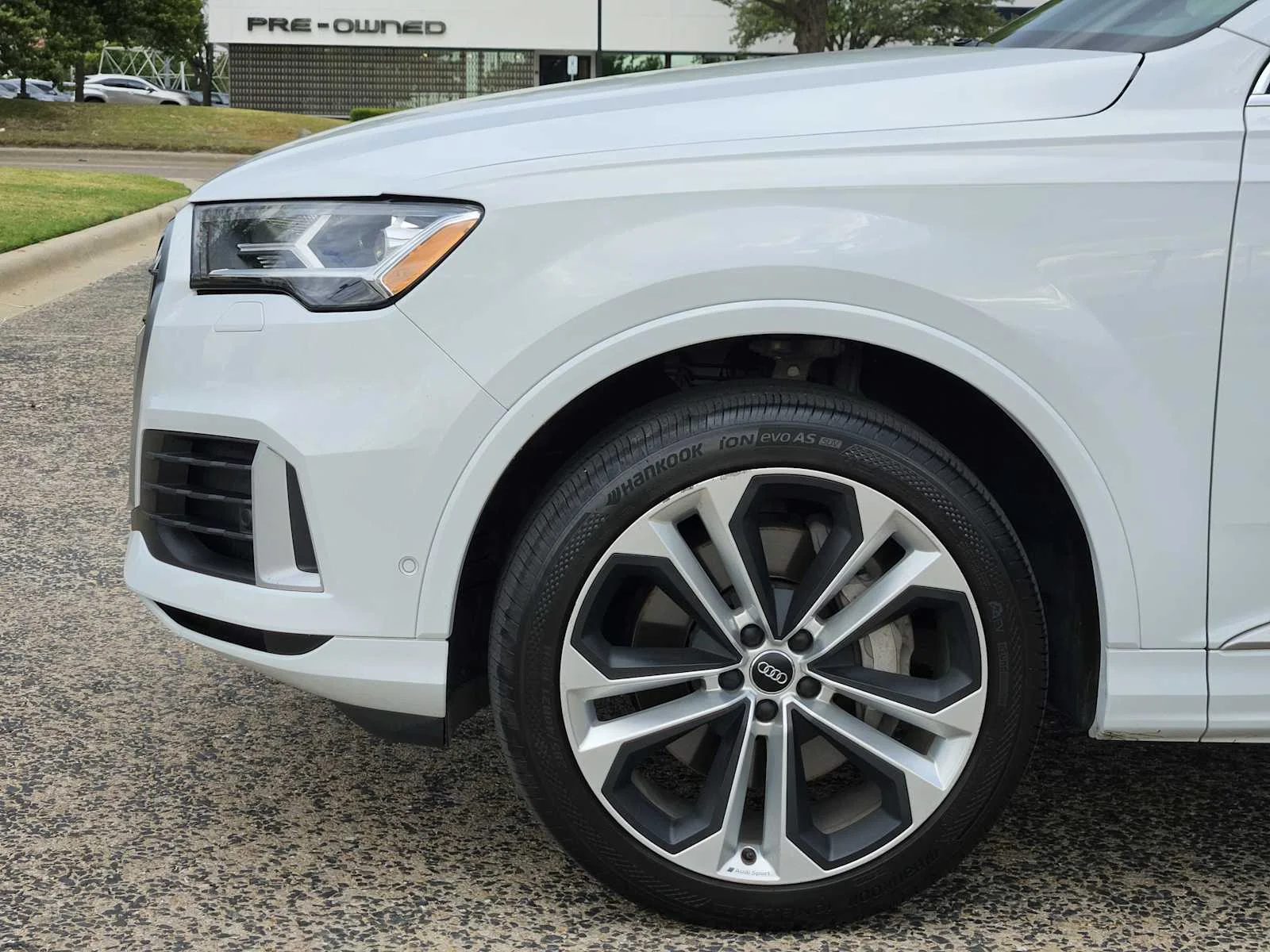 Used 2020 WHITE Audi Premium Plus image 5