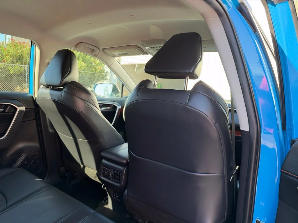 Used 2019 Blue Toyota Adventure image 25