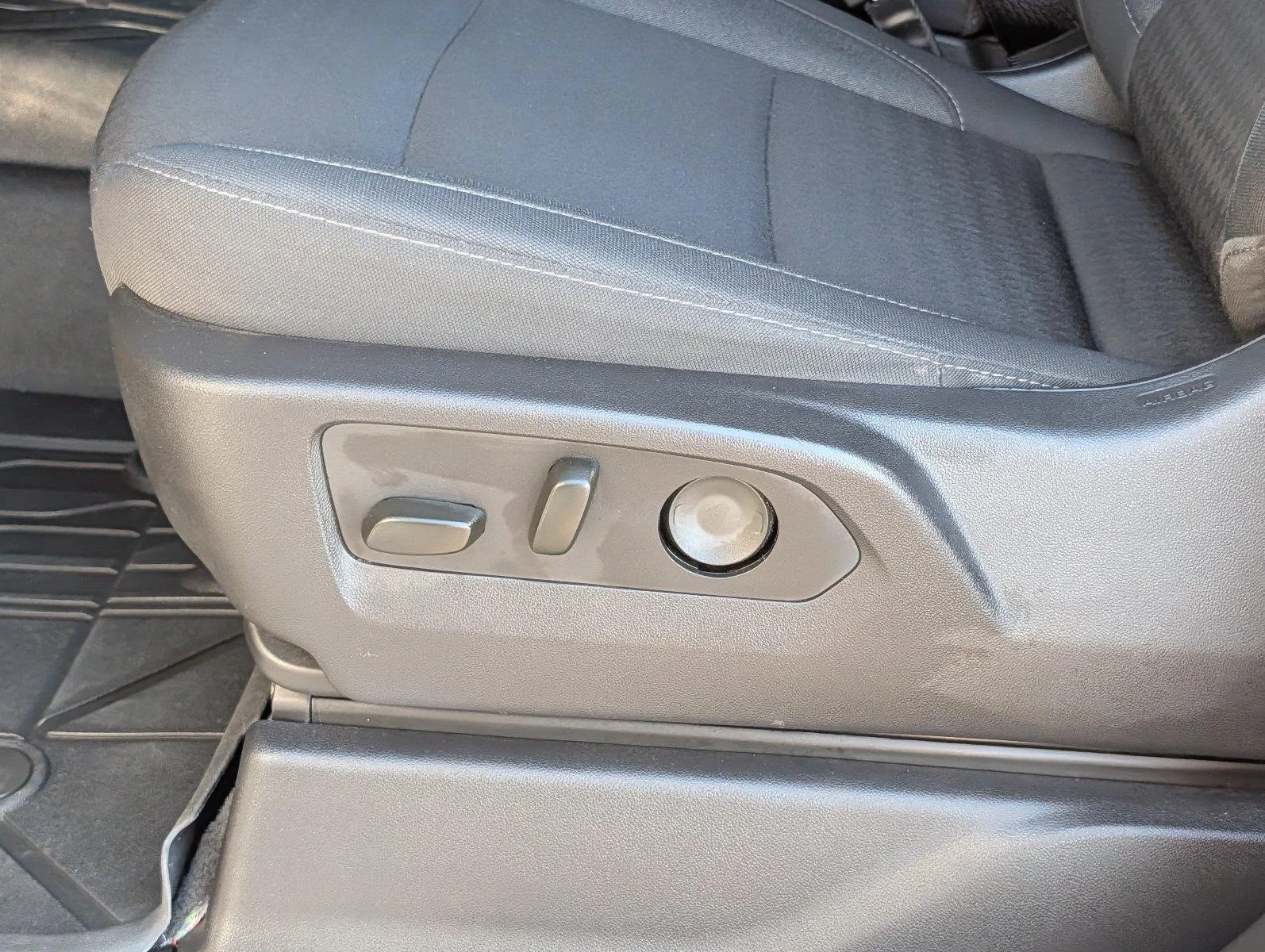 Used 2024 Sterling Gray Metallic Chevrolet LT image 12