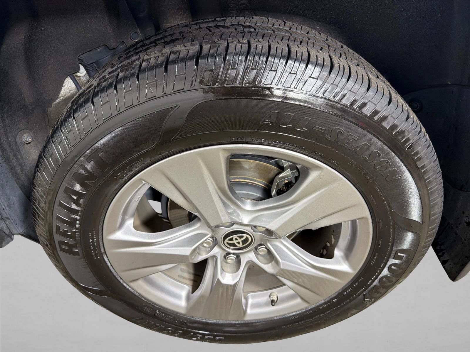 Certified Used 2024 Ice Cap Toyota Hybrid LE image 19
