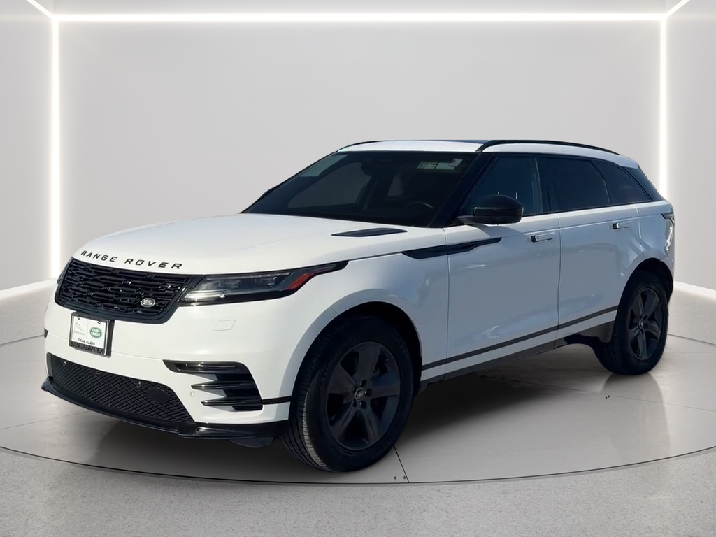 Used 2025 Fuji White Land Rover Dynamic SE image 1