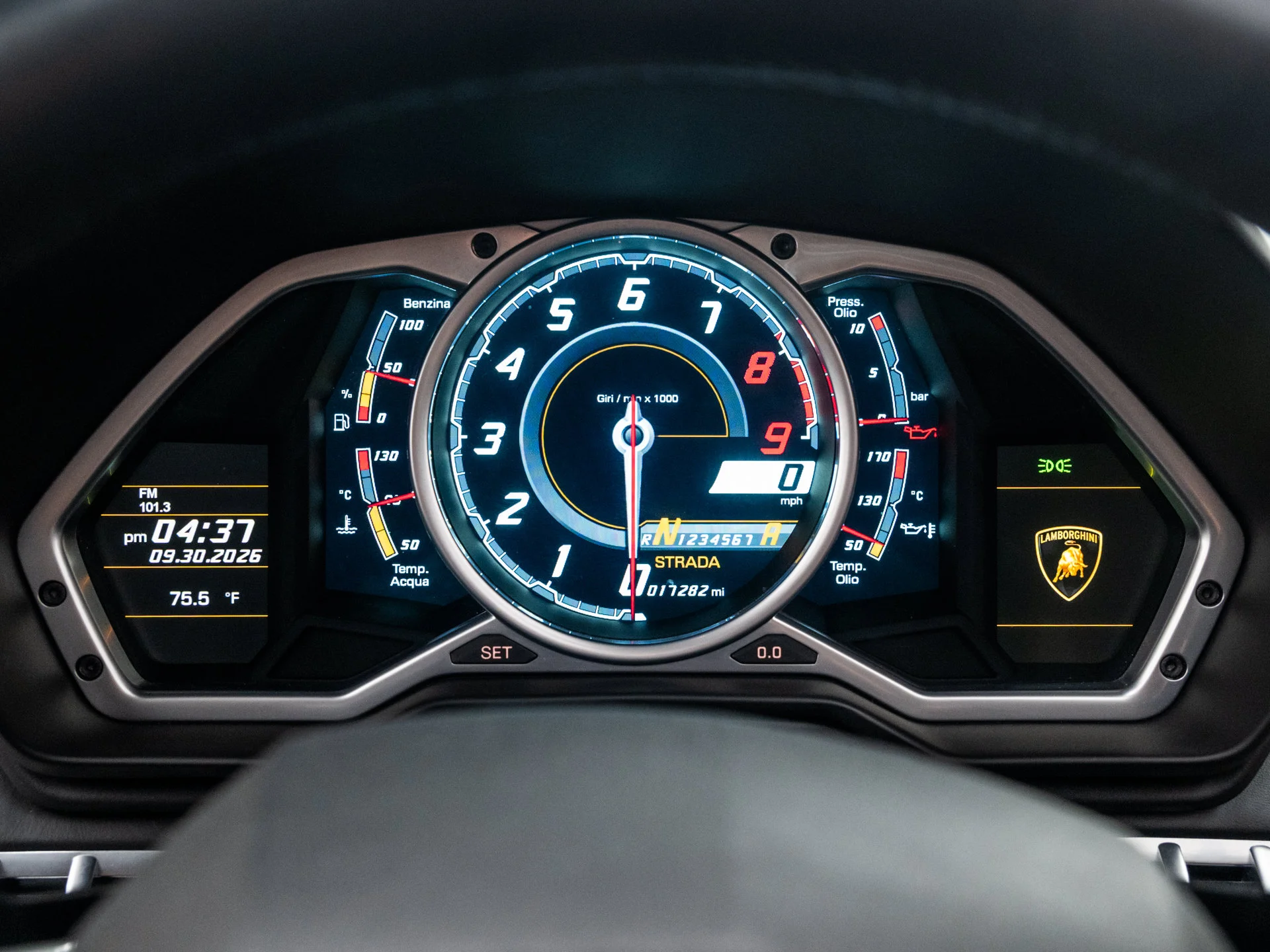 Used 2016 Arancio Atlas Pearl Effect Lamborghini LP700-4 image 39
