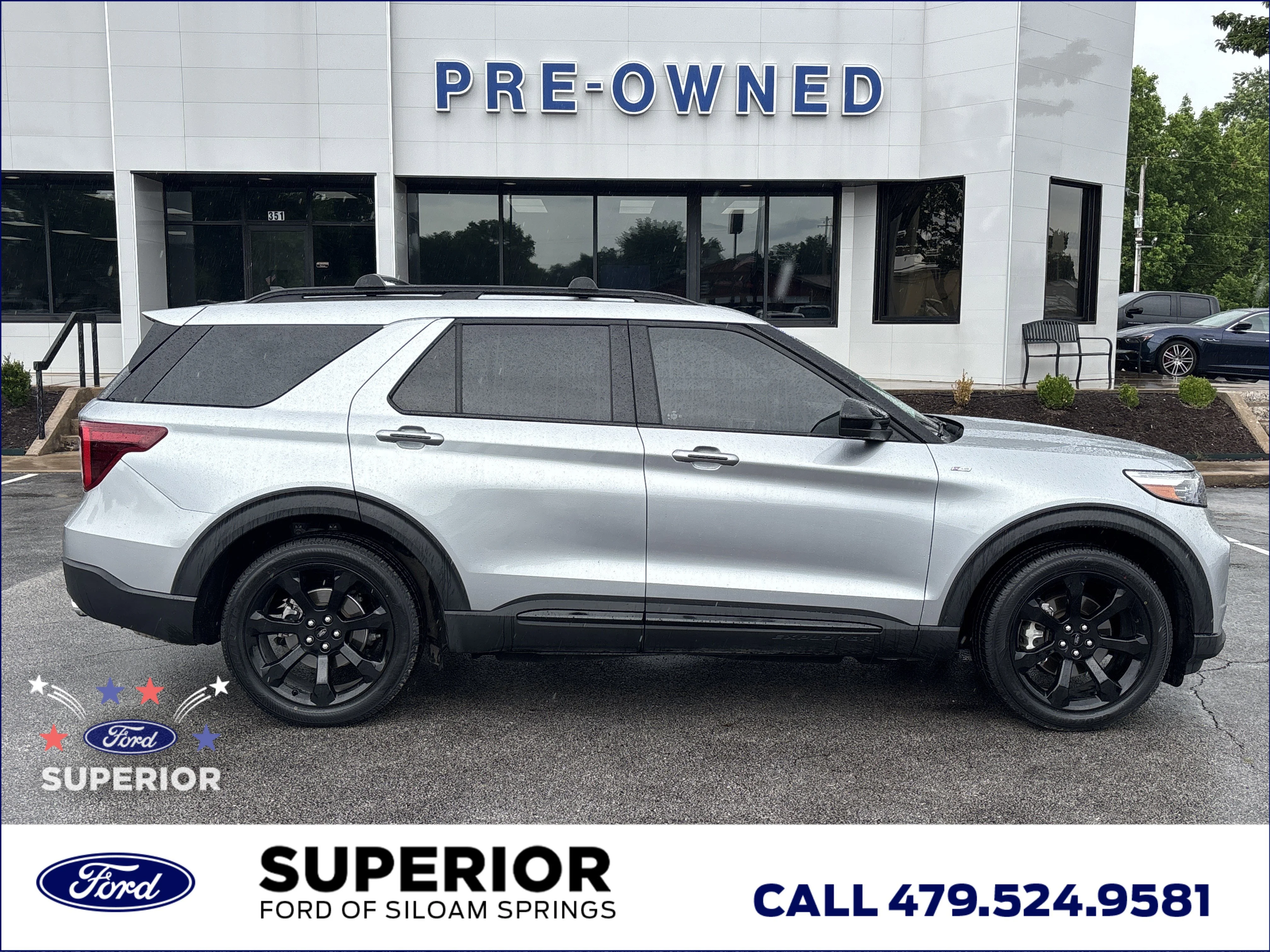 Used 2024 Iconic Silver Metallic Ford ST-Line image 2