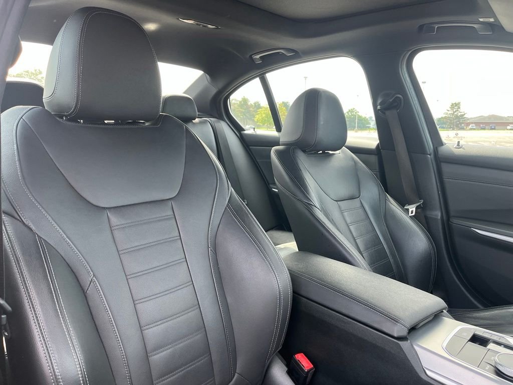 Used 2021 Phytonic Blue Metallic BMW 330i xDrive image 26