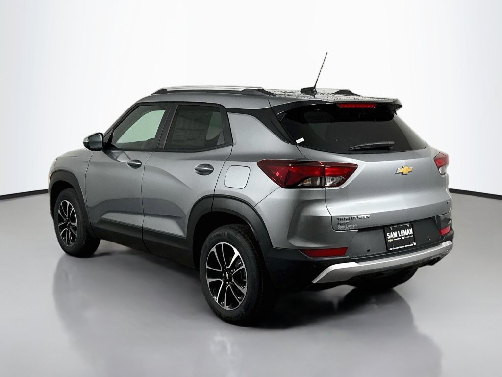 New 2026 Sterling Gray Metallic Chevrolet LT image 5