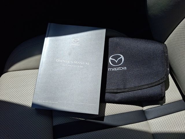 Used 2025 White Mazda Premium image 28