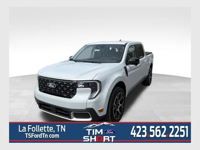 New 2025 White Ford Lariat image 1