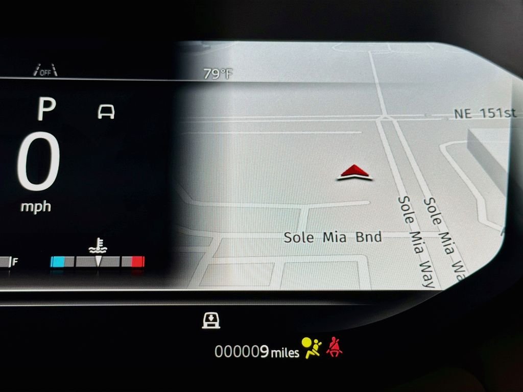 New 2026 Fuji White Land Rover SE image 12