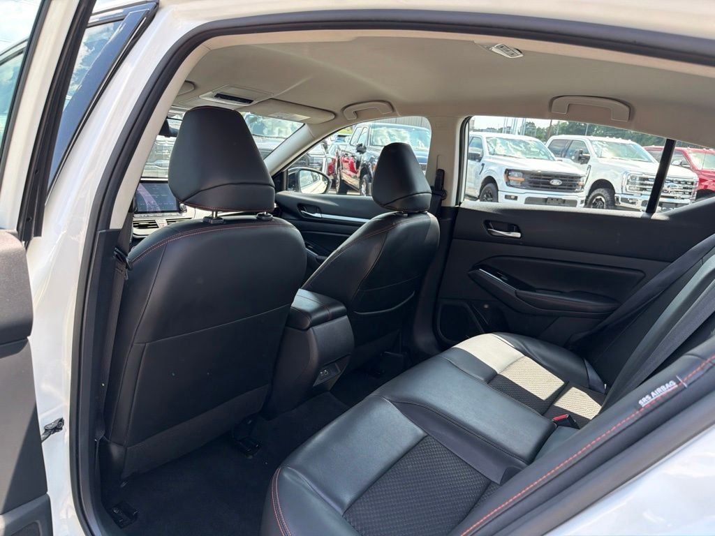 Used 2024 White Nissan 2.5 SR image 15
