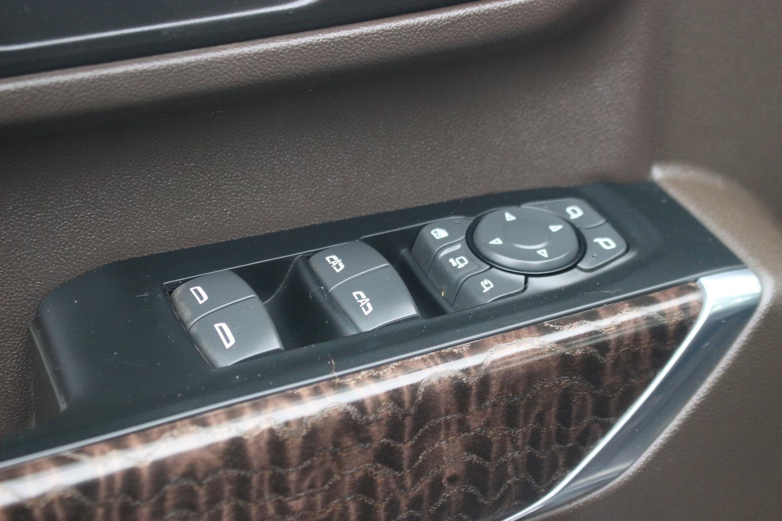 Used 2023 Ebony Twilight Metallic GMC Denali image 16